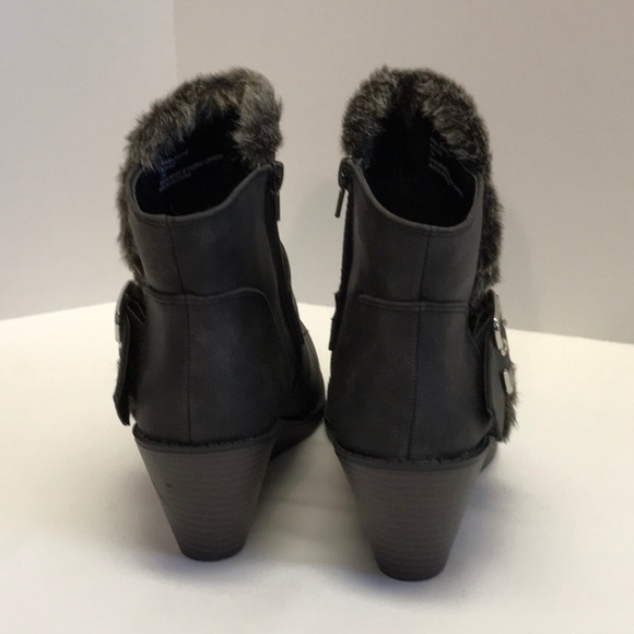 Rampage Buckle & Fur Trim Wedge Boot - Picture 7 of 8